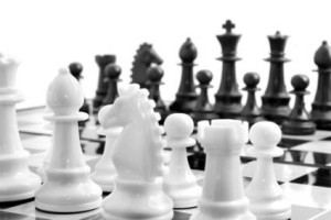 150848-425x283-Black-and-white-chess-set